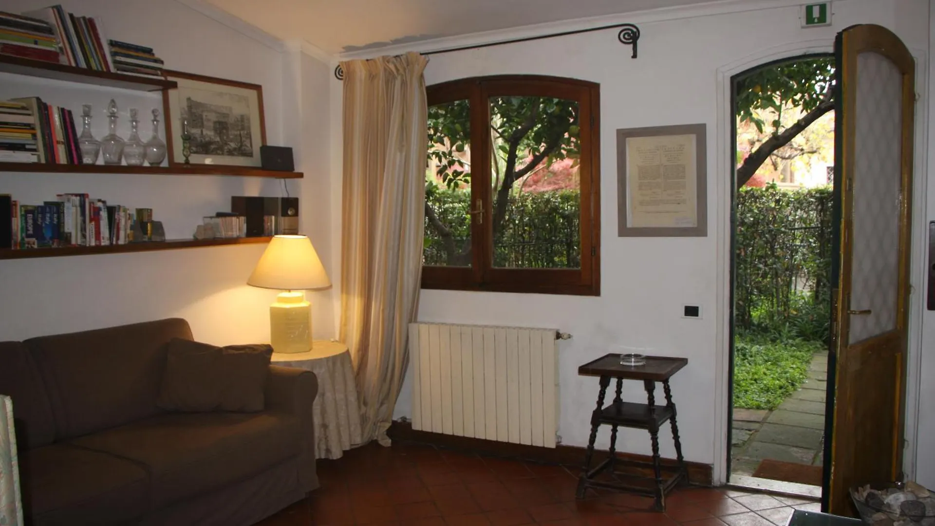 Apartment Appartamento Garden Palatino Rom Italien